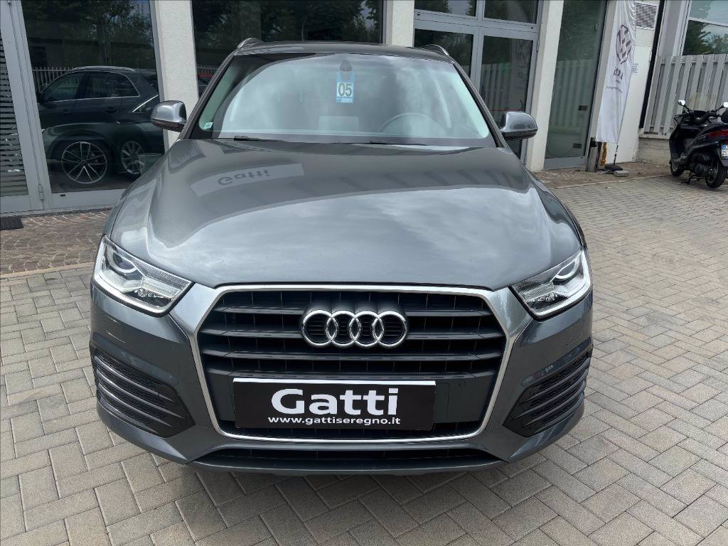 AUDI Q3 2.0 TDI 120 CV Business