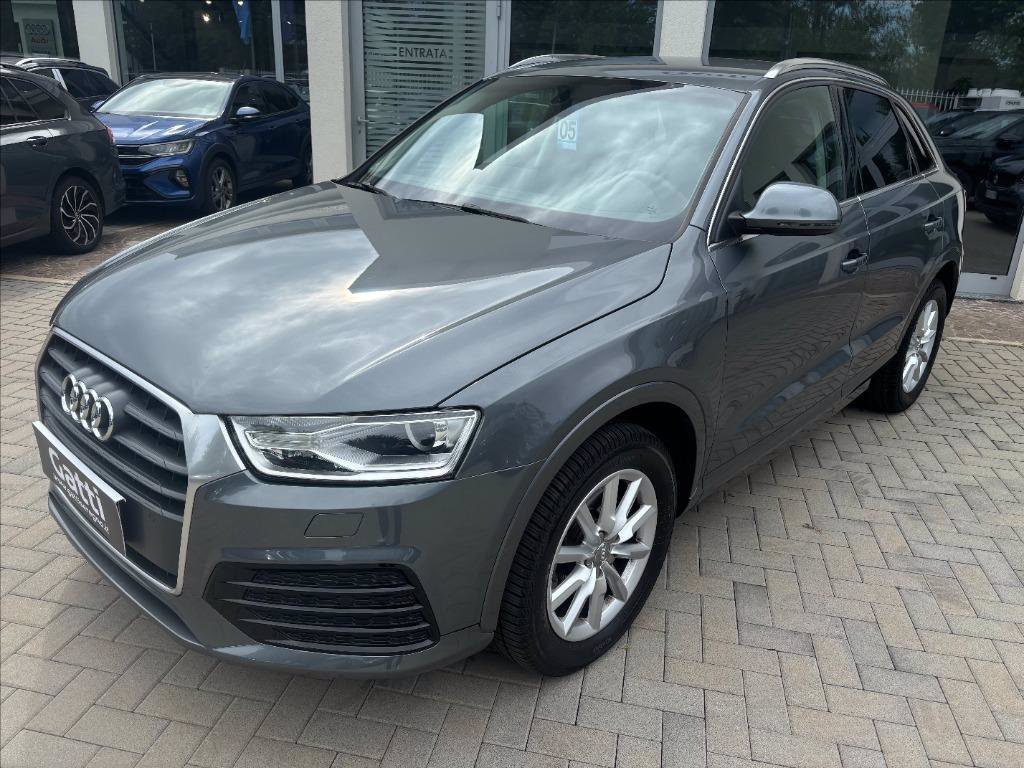 AUDI Q3 2.0 TDI 120 CV Business