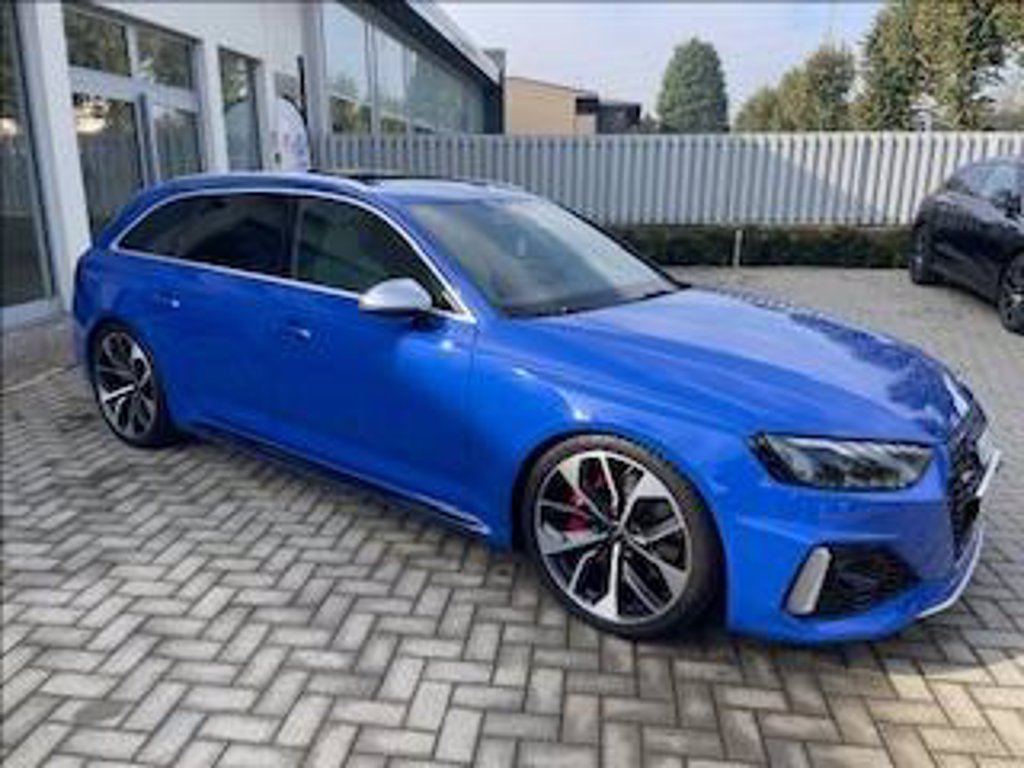 AUDI RS 4 Avant 2.9 TFSI quattro tiptronic