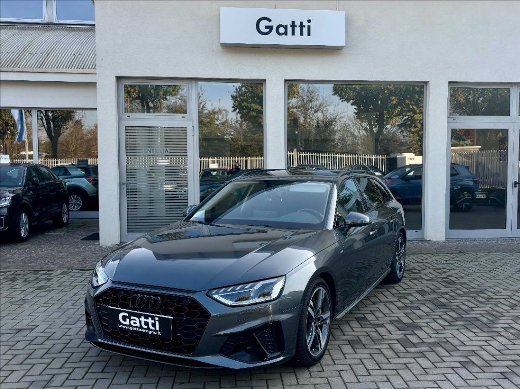 AUDI A4 Avant 40 TDI quattro S tronic S line edition