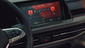 Golf 8 4