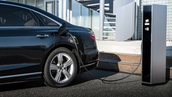 A8 L TFSI E 1