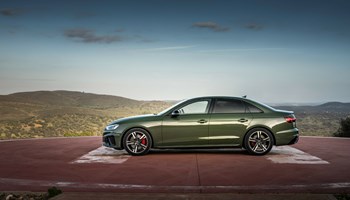 A4 Sedan 2